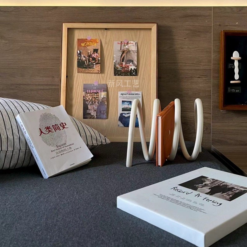Creative Minimalist Metal Maga - Home Decor Magazine ulasan dan harga